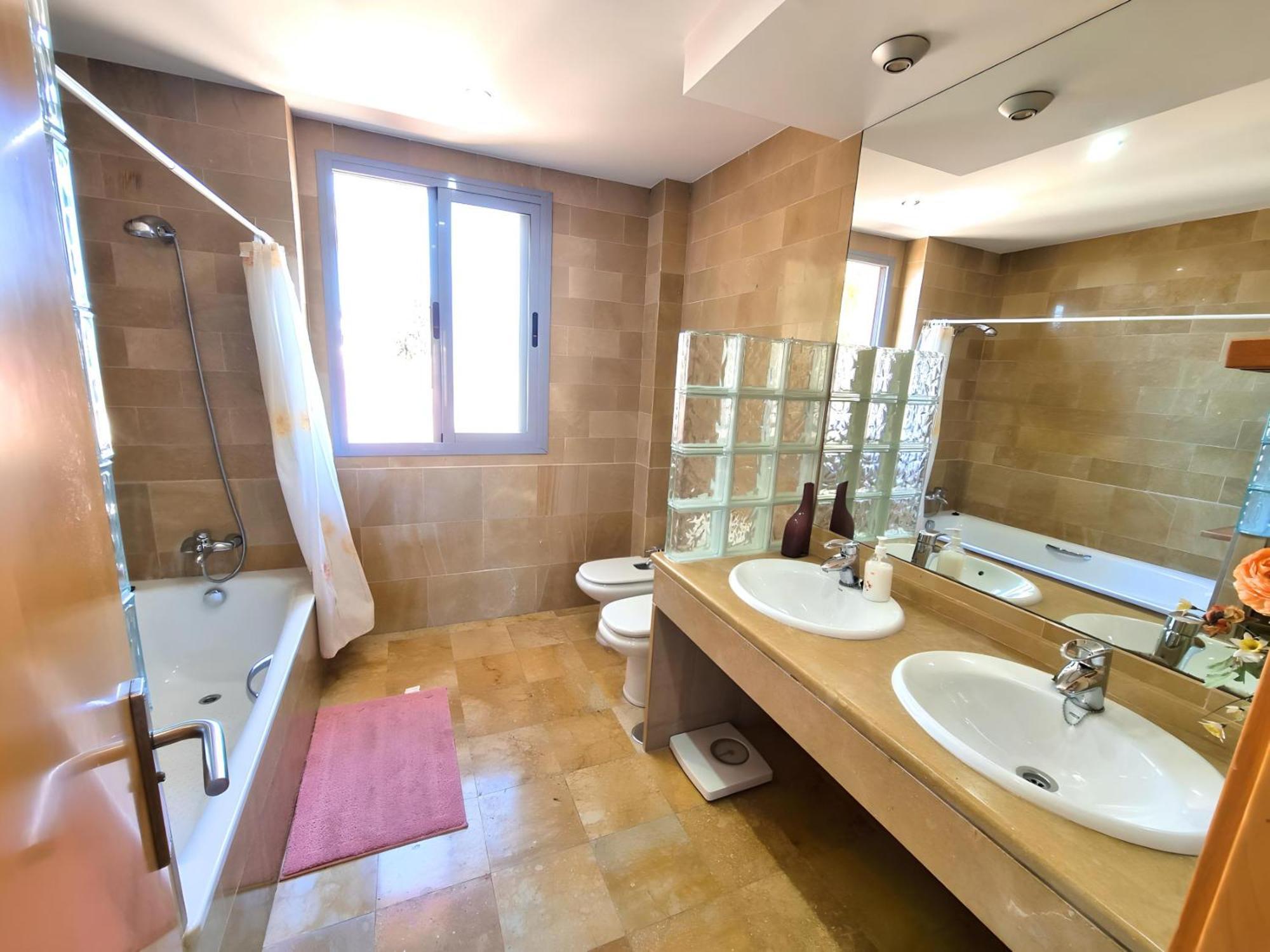 בנאלמדנה Stunning Home With Outdoor Swimmingpool, 4 Bedrooms And Wifi מראה חיצוני תמונה